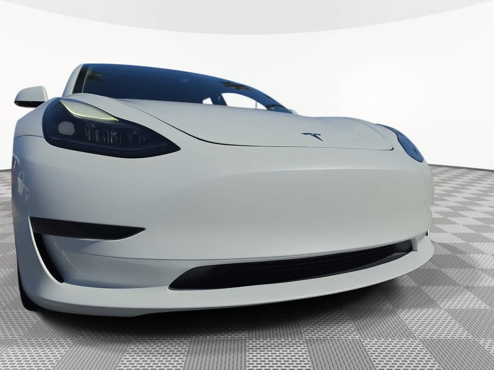 Used 2023 Tesla Model 3 Standard Range RWD image 6