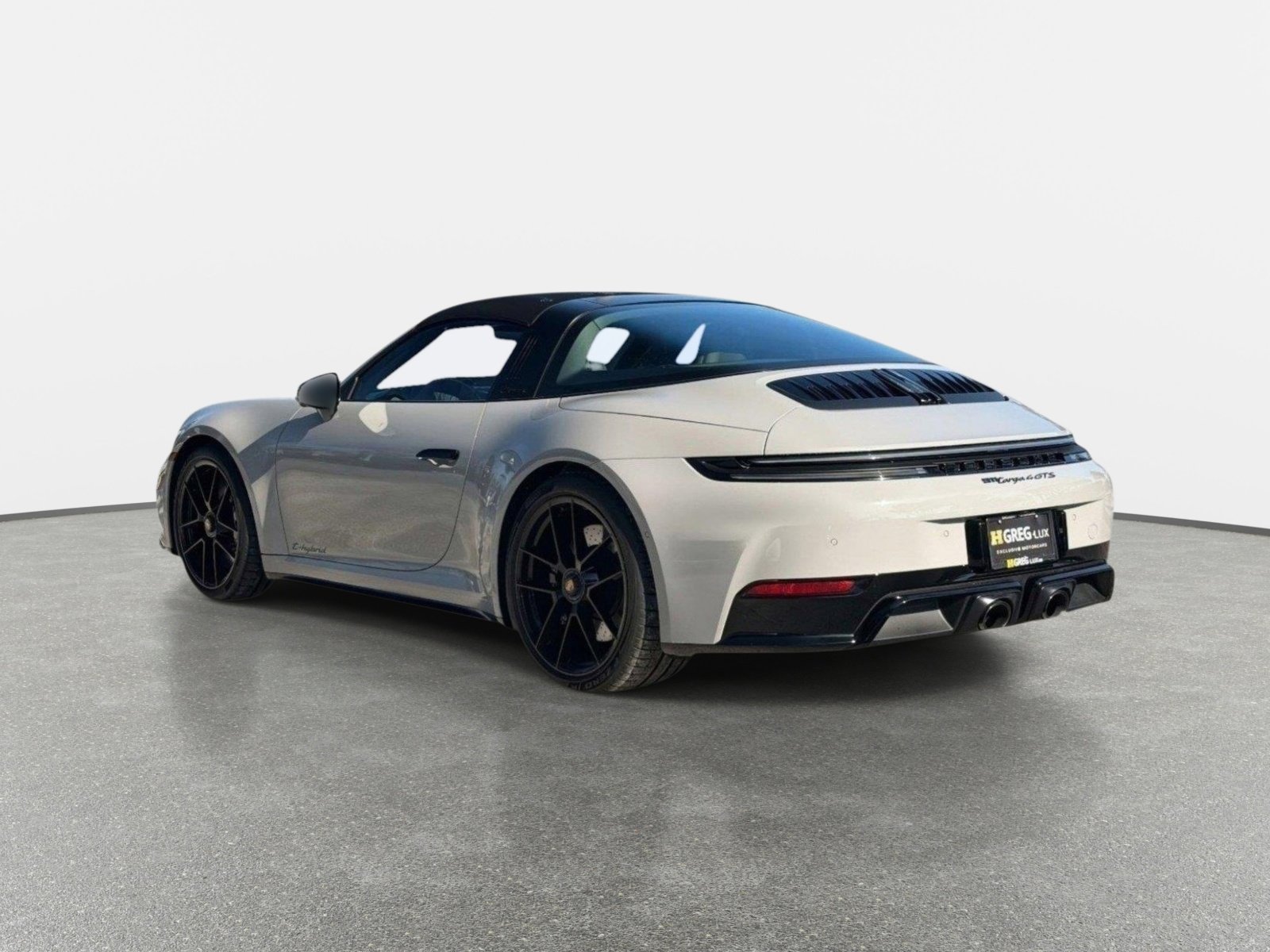 Used 2026 Porsche 911 Targa 4 GTS AWD/4WD image 5