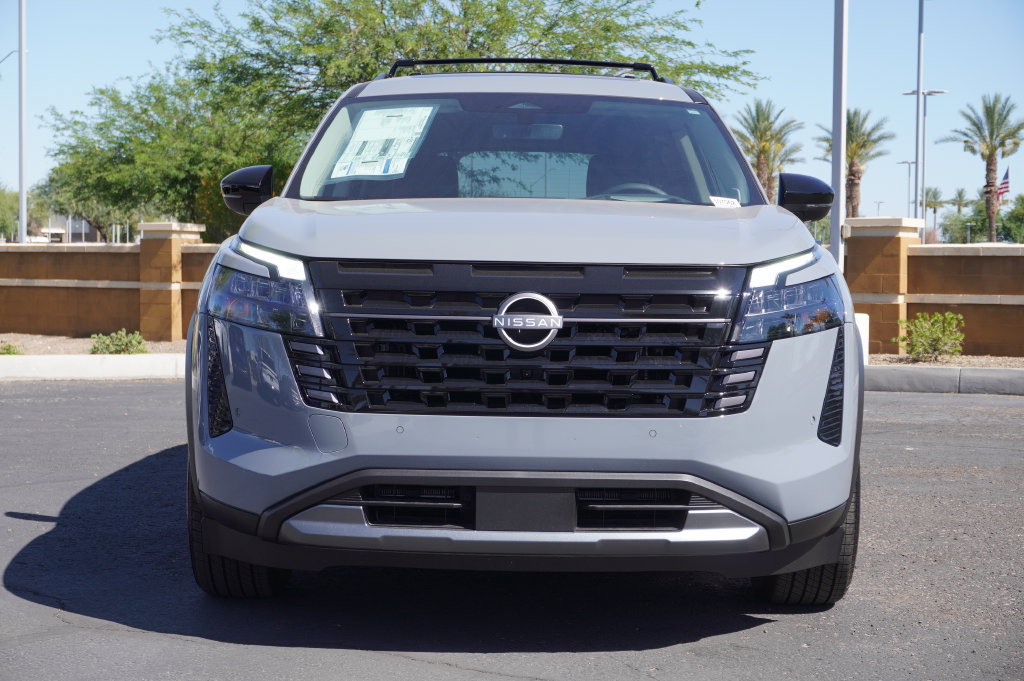 New 2026 Nissan Pathfinder Platinum FWD image 5