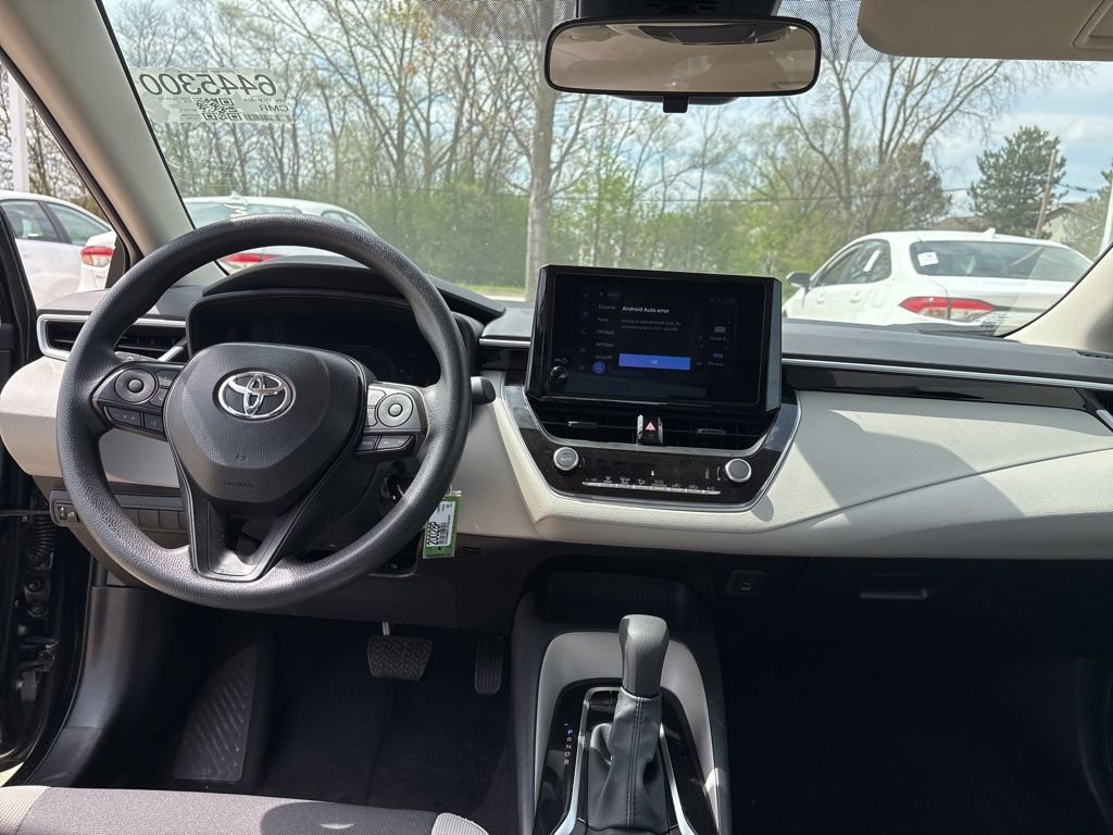 Used 2026 Toyota Corolla LE FWD image 22