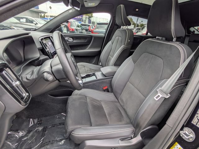 Certified 2023 Volvo C40 P8 Recharge Ultimate AWD/4WD image 13