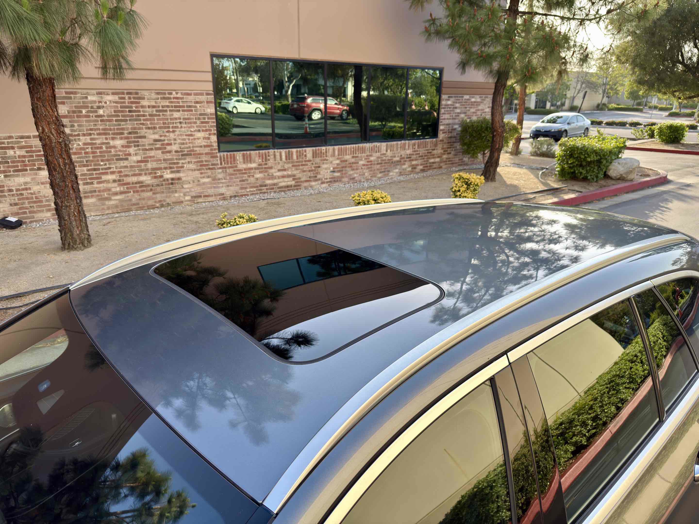 Used 2017 Mercedes-Benz E 400 4MATIC Wagon image 15