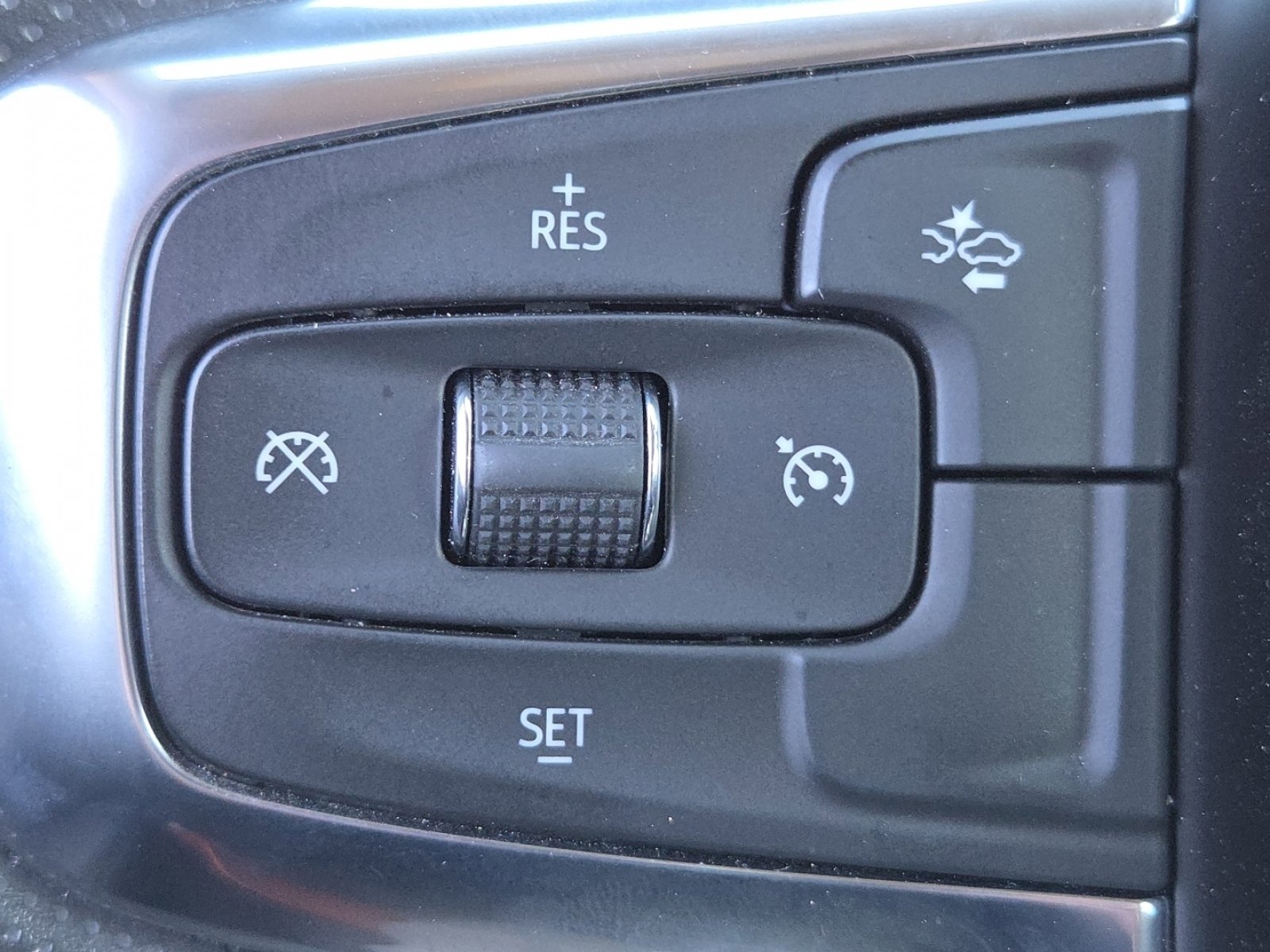 Used 2024 Chevrolet Blazer LT w/ Convenience Package image 31