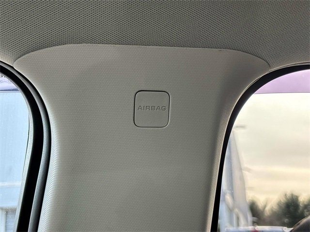 Used 2021 Chevrolet Traverse RS w/ LPO, Floor Liner Package image 34