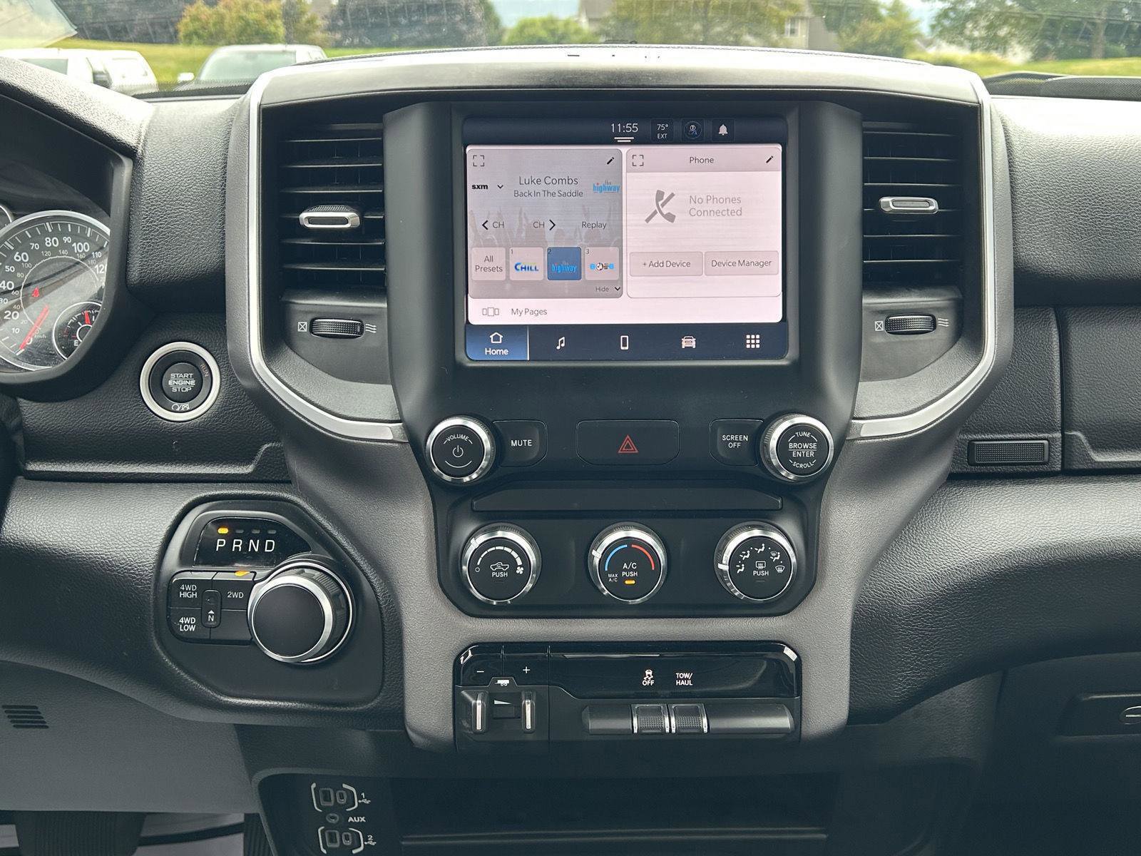 Used 2024 RAM 2500 Big Horn w/ Bed Utility Group image 15