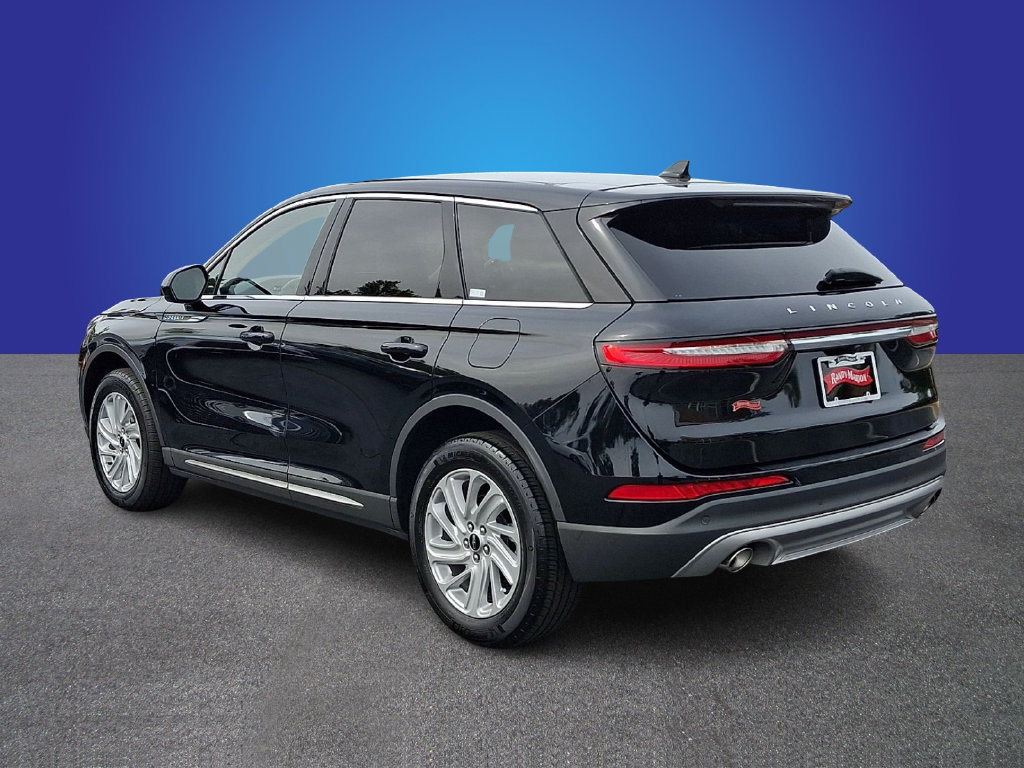 Used 2025 Lincoln Corsair FWD image 6