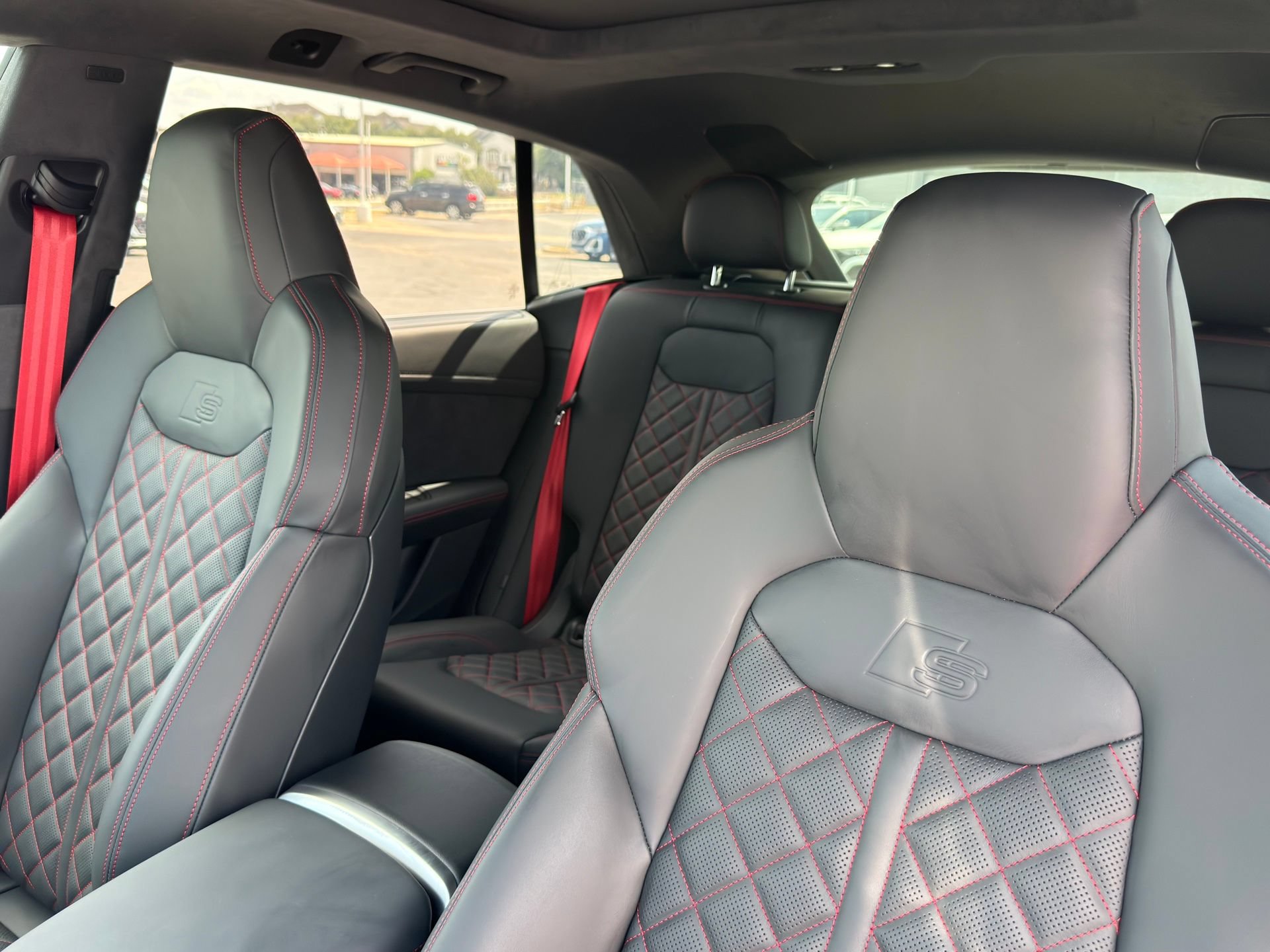 New 2026 Audi SQ8 Prestige AWD/4WD image 12