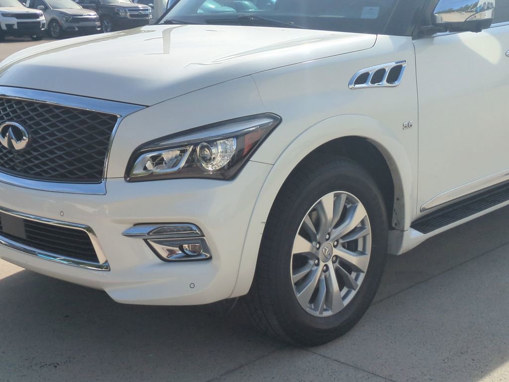 Used 2016 INFINITI QX80 4WD w/ Signature Edition Package image 10