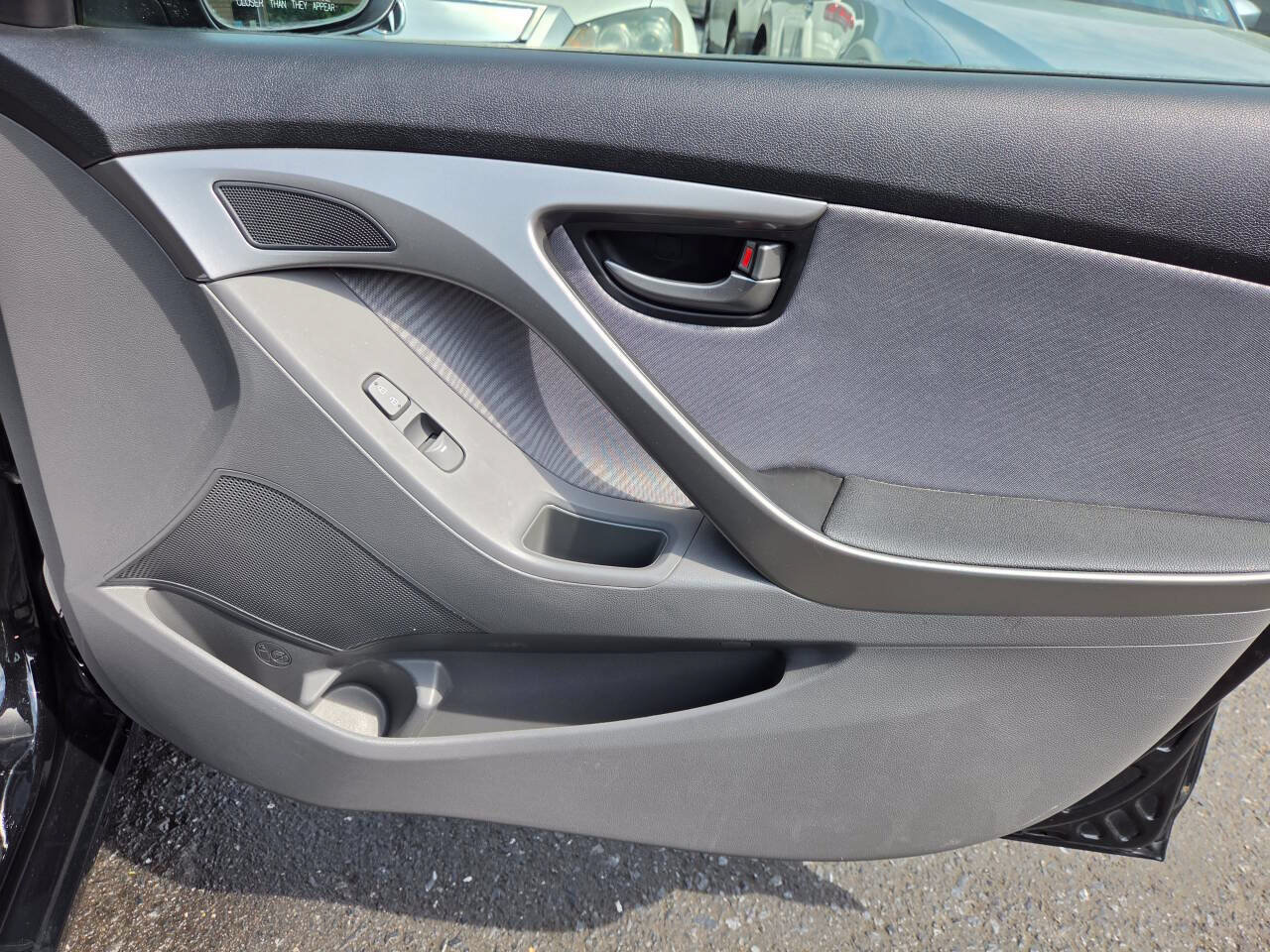 Used 2013 Hyundai Elantra GLS w/ Preferred Pkg FWD image 32