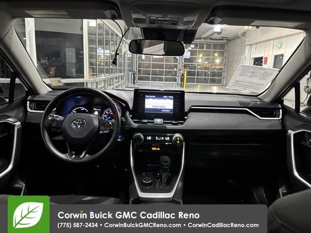 Used 2019 Toyota RAV4 XLE w/ Carpet Mat Package AWD/4WD image 34
