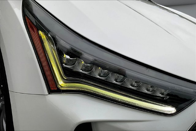 Used 2023 Acura RDX w/ Technology Package FWD image 34