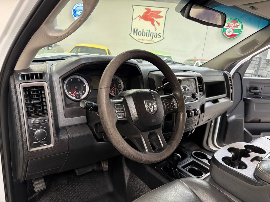Used 2014 RAM 3500 Tradesman w/ Chrome Appearance Group AWD/4WD image 23