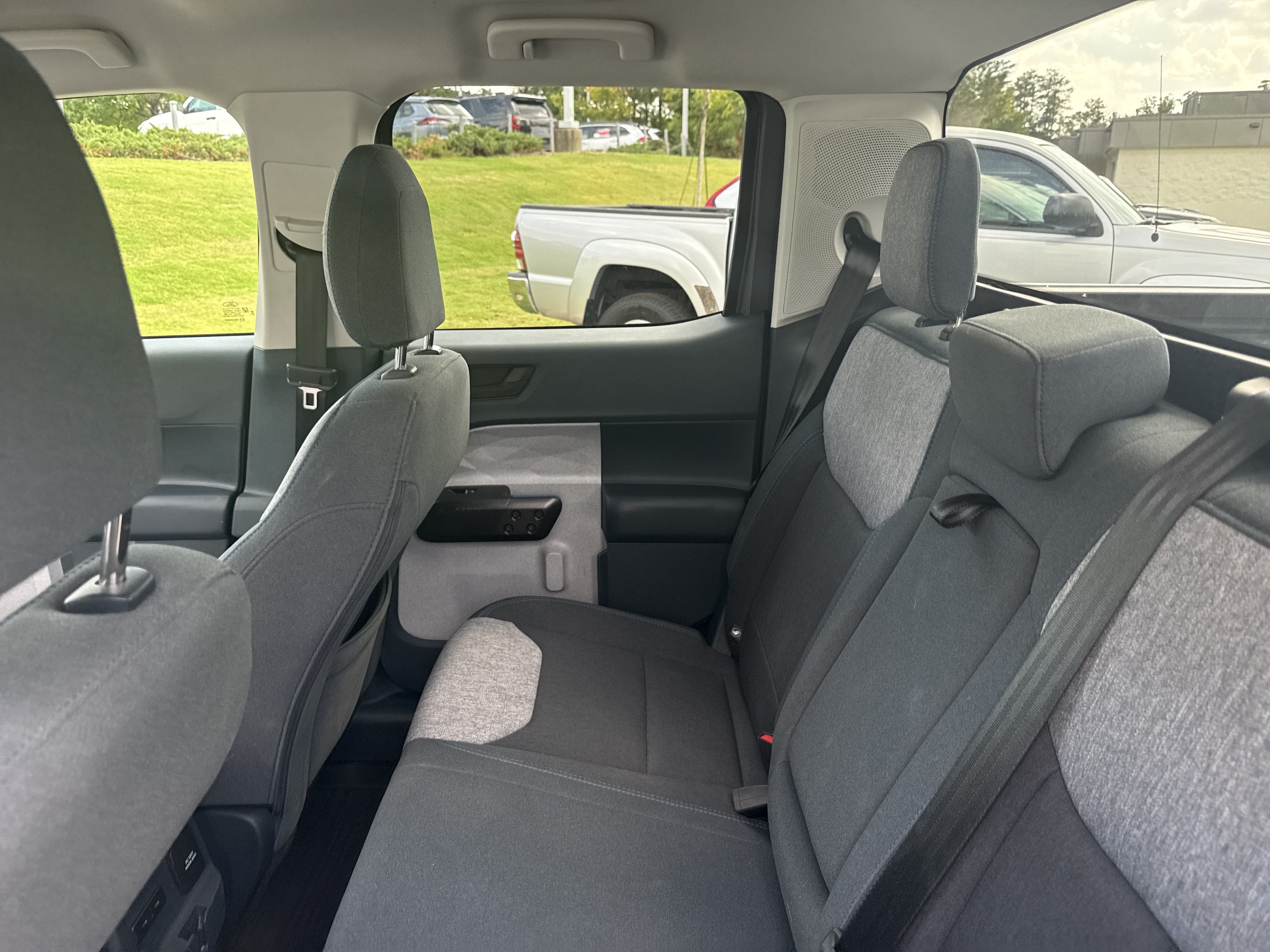 Used 2025 Ford Maverick XLT w/ XLT Luxury Package AWD/4WD image 30