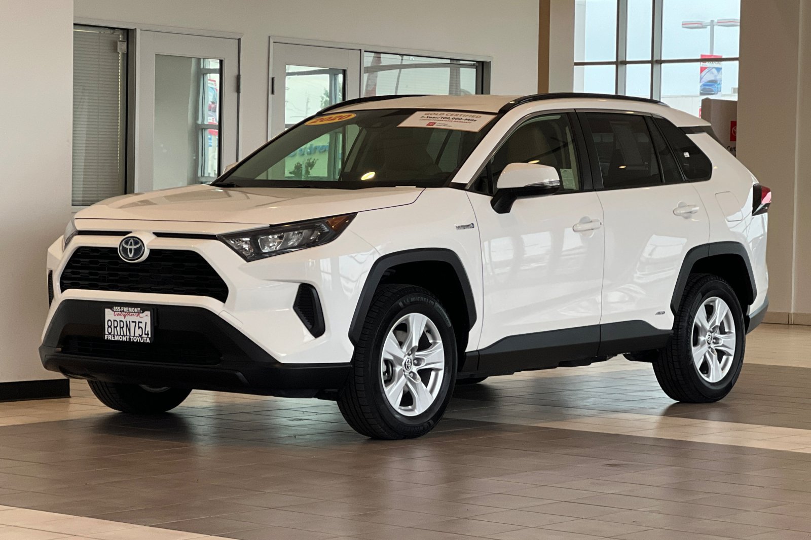 Certified 2020 Toyota RAV4 LE w/ All Weather Liner Package AWD/4WD image 8