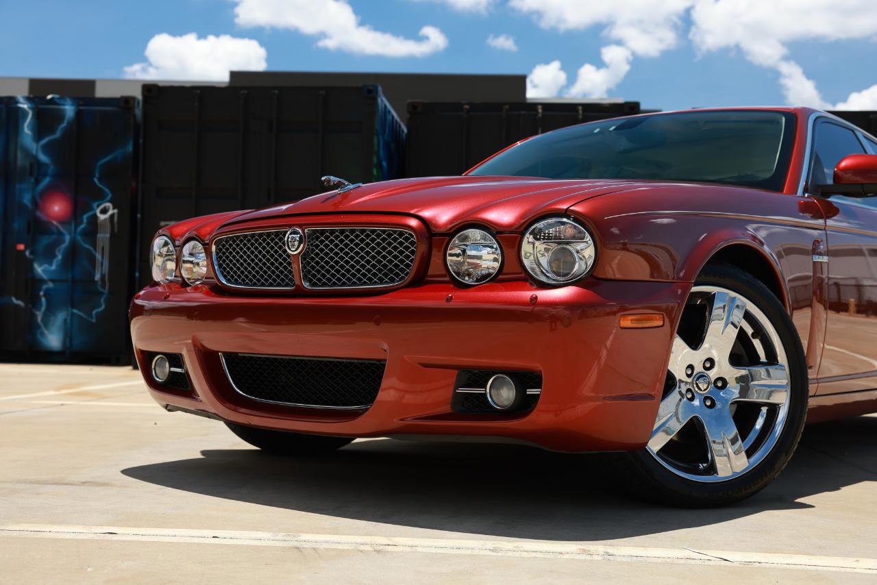 Used 2008 Jaguar XJ8 RWD image 33