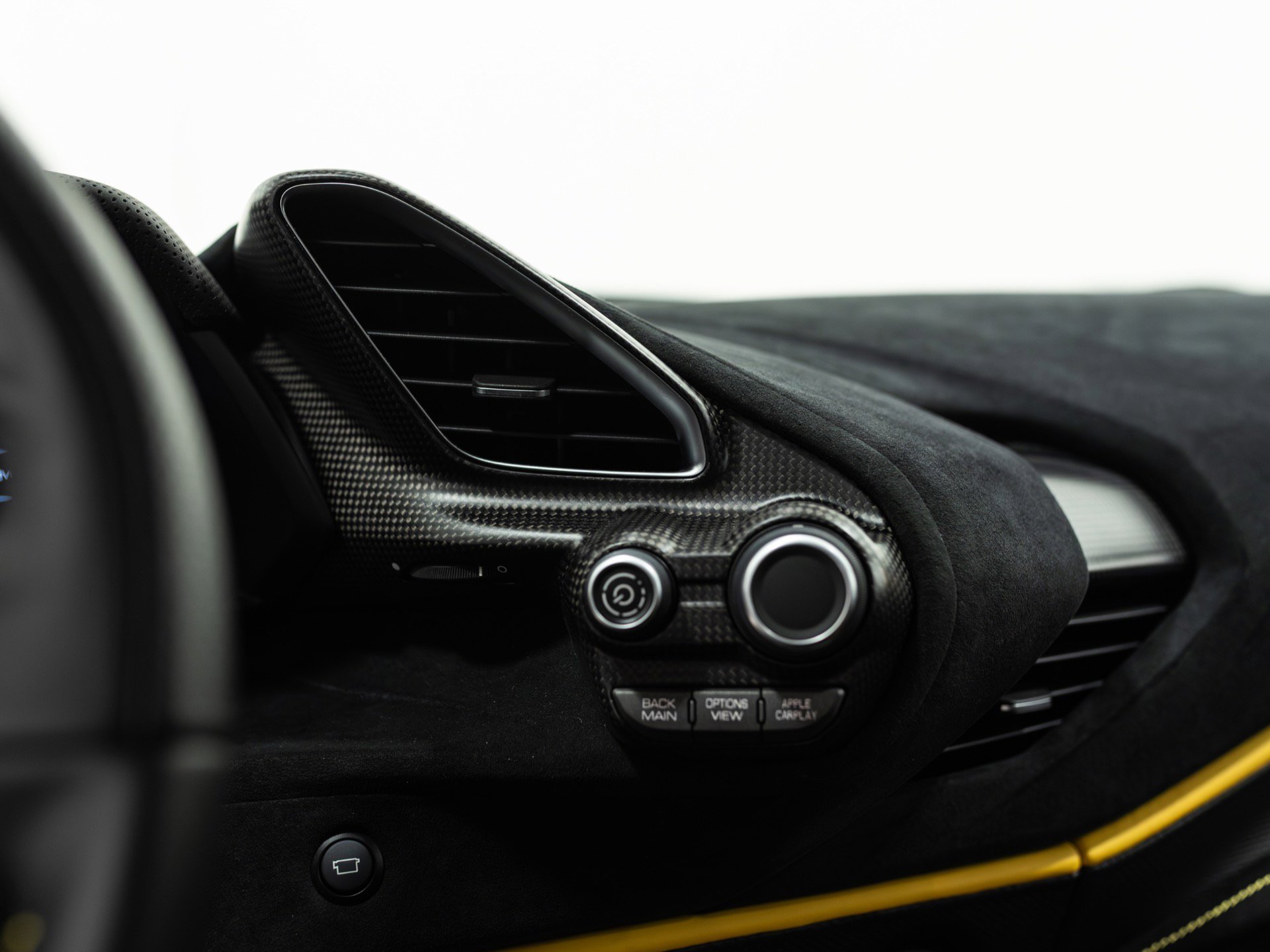 Used 2019 Ferrari 488 Pista Coupe image 34