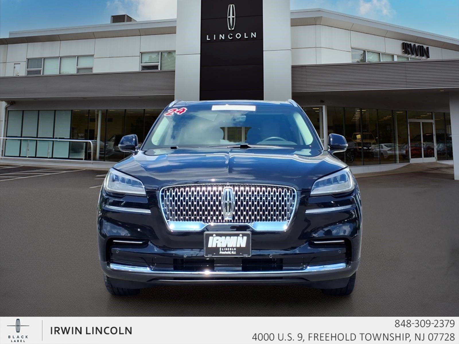 Certified 2024 Lincoln Aviator AWD w/ Premium Package image 3