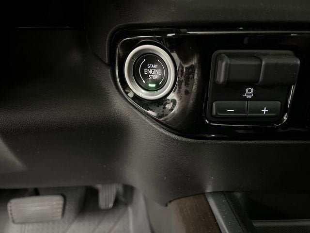 Certified 2024 Chevrolet Silverado 3500 High Country w/ Technology Package AWD/4WD image 16