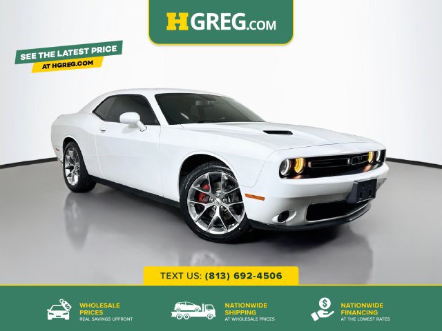 Used 2022 Dodge Challenger SXT w/ Plus Package RWD image 1
