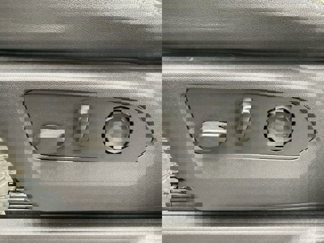 Used 2024 Chevrolet Silverado 1500 ZR2 w/ Technology Package AWD/4WD image 33