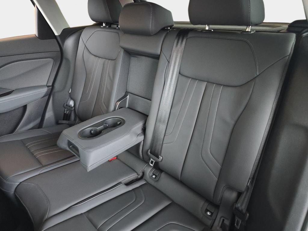 New 2026 Audi Q3 quattro 2.0T AWD/4WD image 14