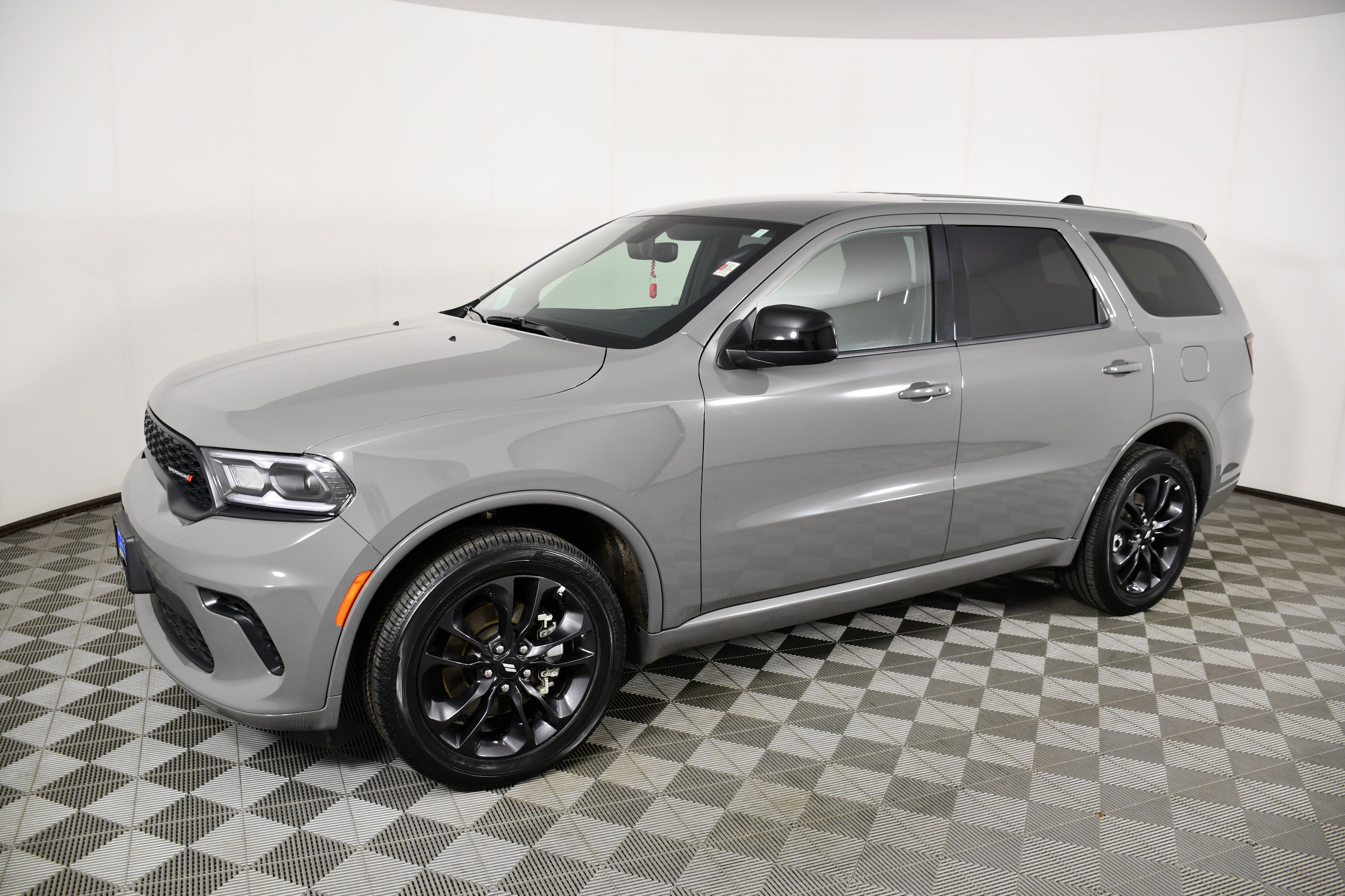 Used 2025 Dodge Durango GT image 9