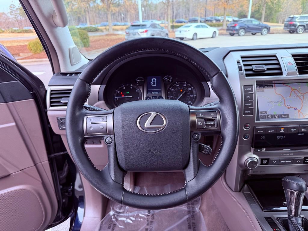 Used 2018 Lexus GX 460 image 17