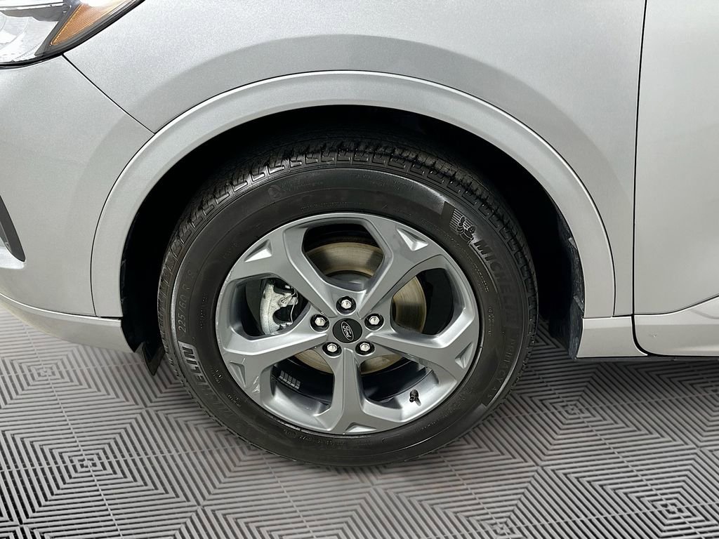 Certified 2024 Ford Escape ST-Line AWD/4WD image 25