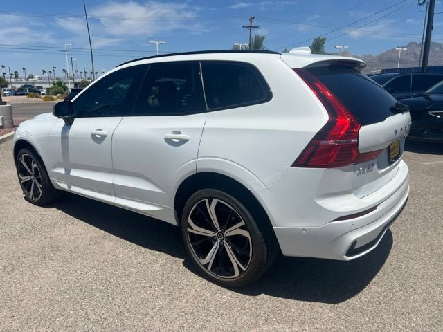 Used 2022 Volvo XC60 B6 R-Design AWD/4WD image 5