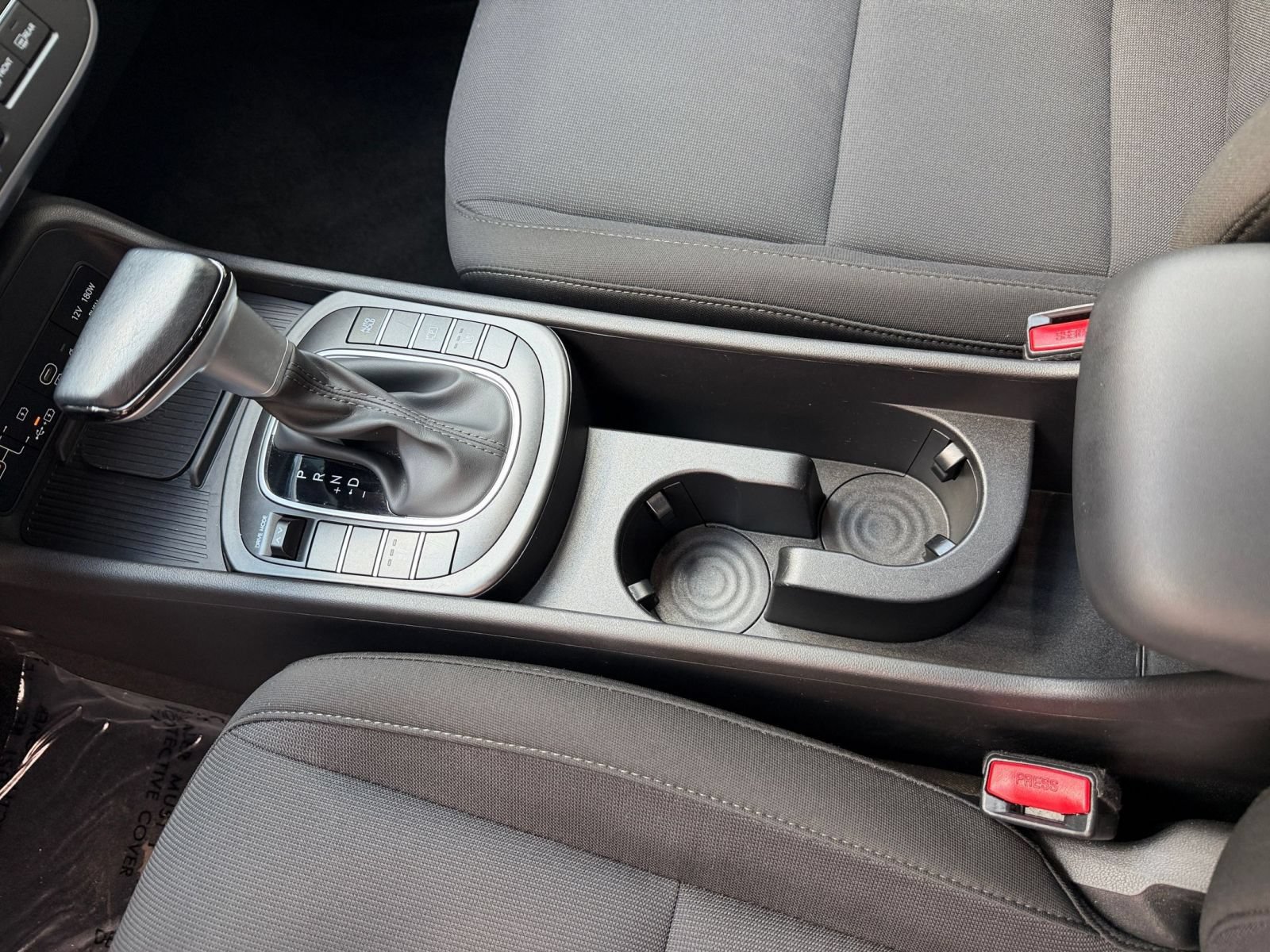 Used 2026 Hyundai Kona SEL Sport FWD image 36