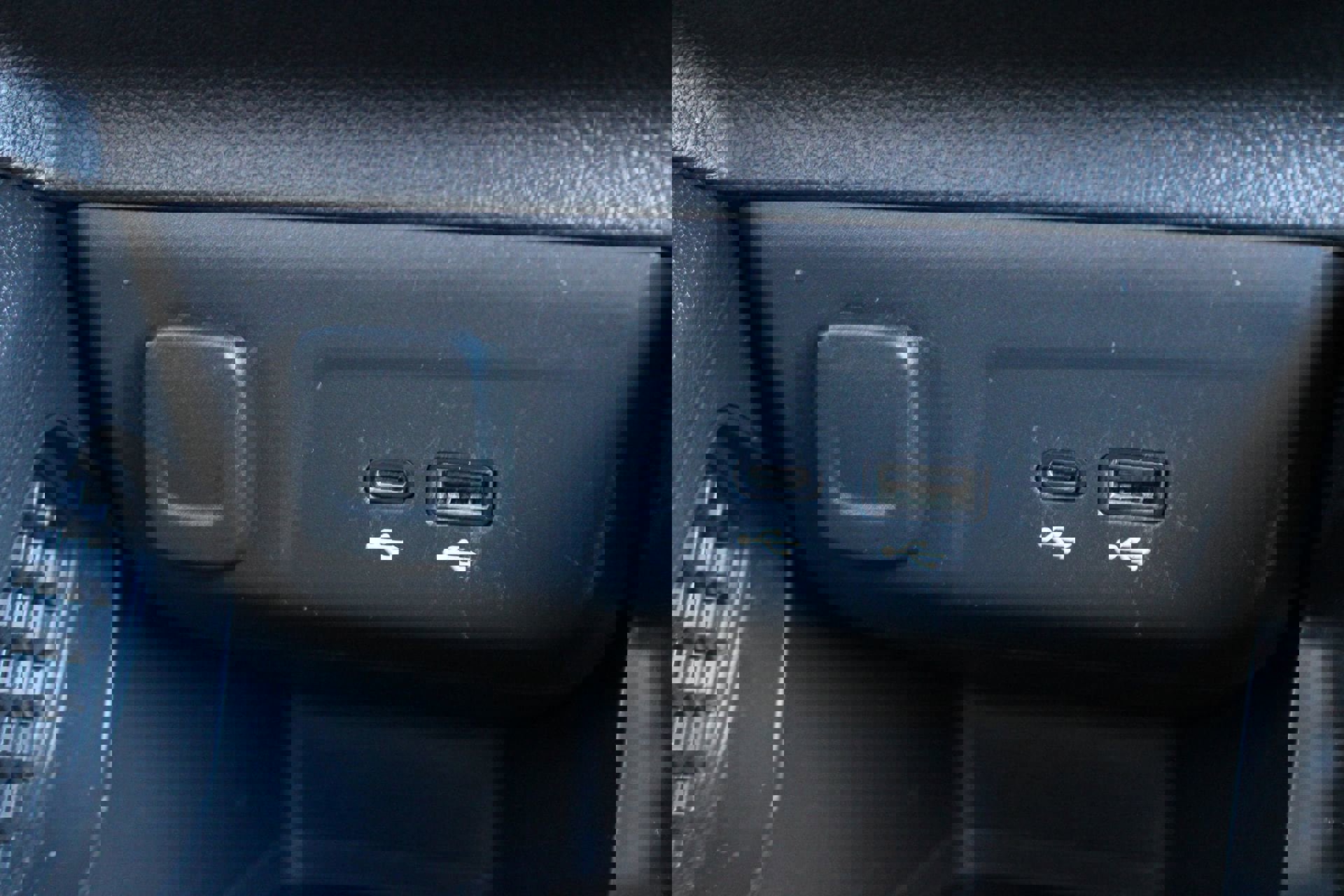 Used 2024 Chevrolet TrailBlazer LT image 31