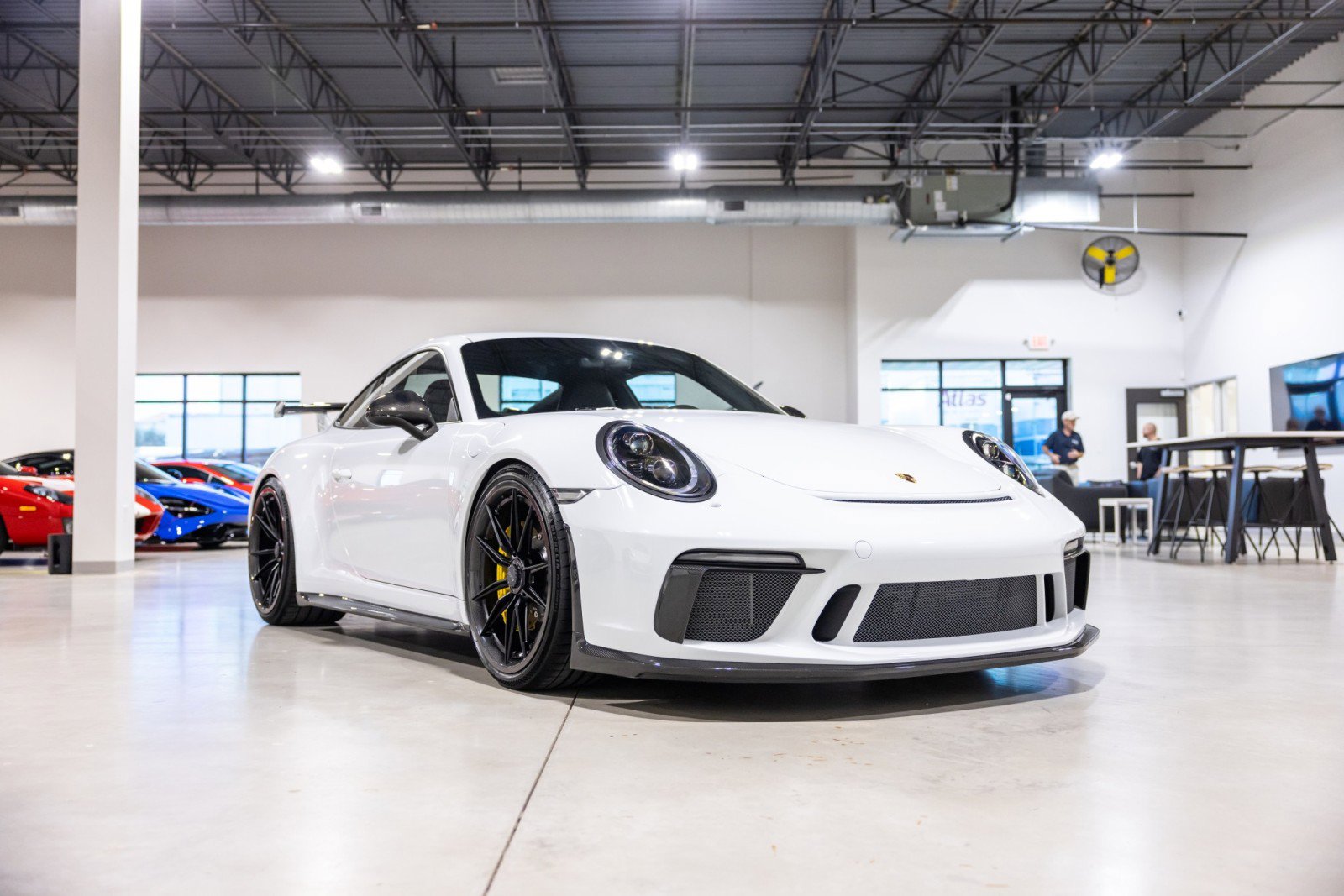 Used 2018 Porsche 911 GT3 image 3