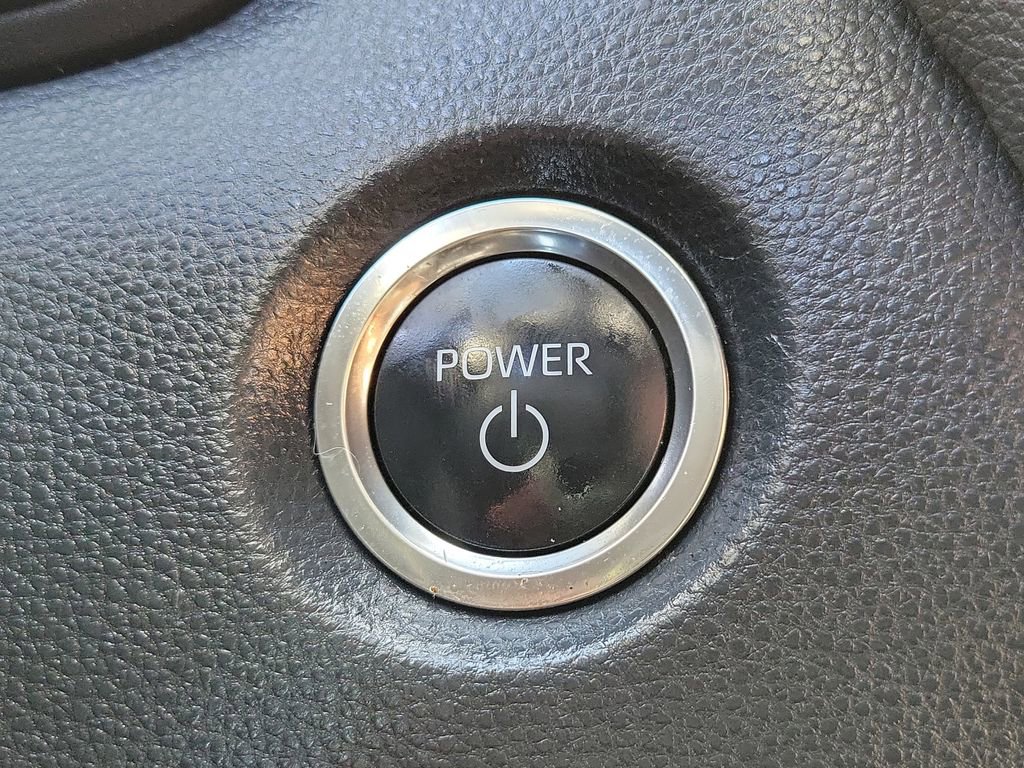 Used 2025 Toyota Corolla SE w/ SE Premium Package FWD image 35