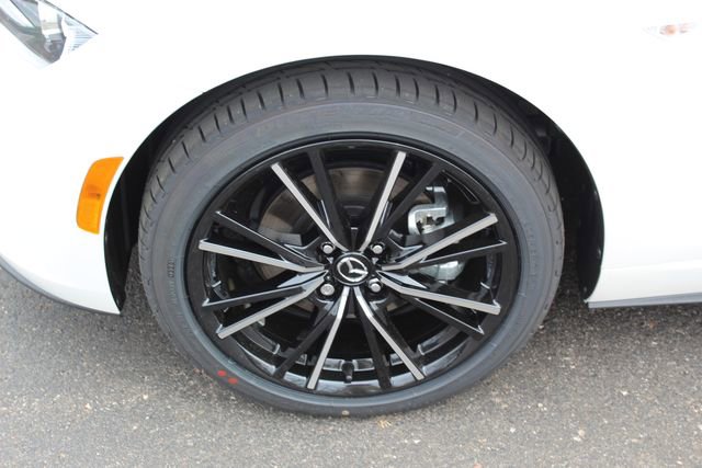 New 2026 MAZDA MX-5 Miata Grand Touring w/ Weather Package RWD image 10