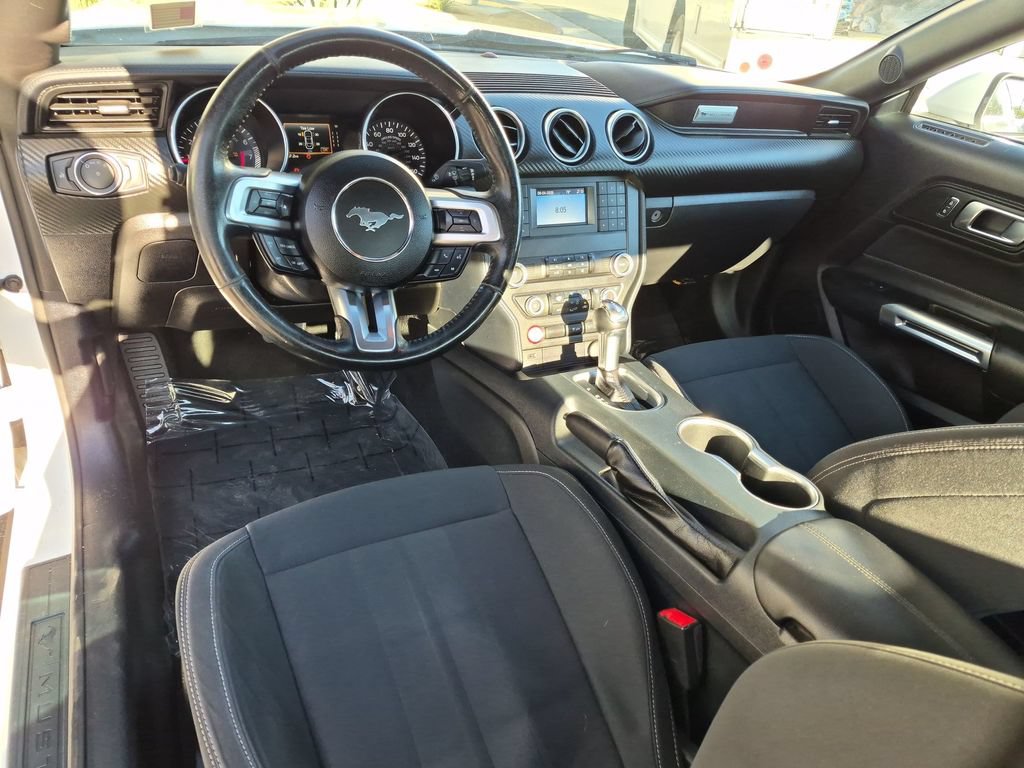 Used 2021 Ford Mustang Coupe RWD image 2