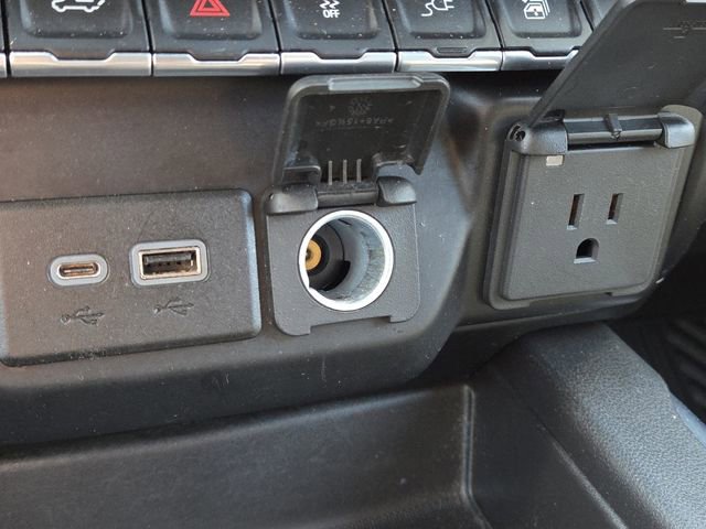 Certified 2022 Chevrolet Silverado 1500 LTZ image 9