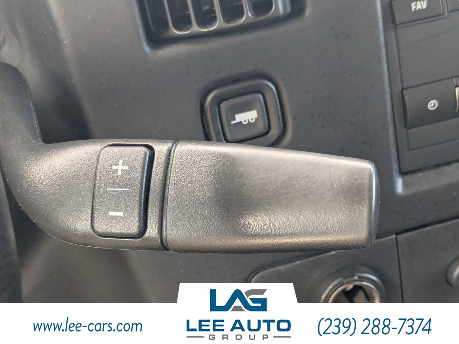 Used 2015 Chevrolet Express 2500 image 21