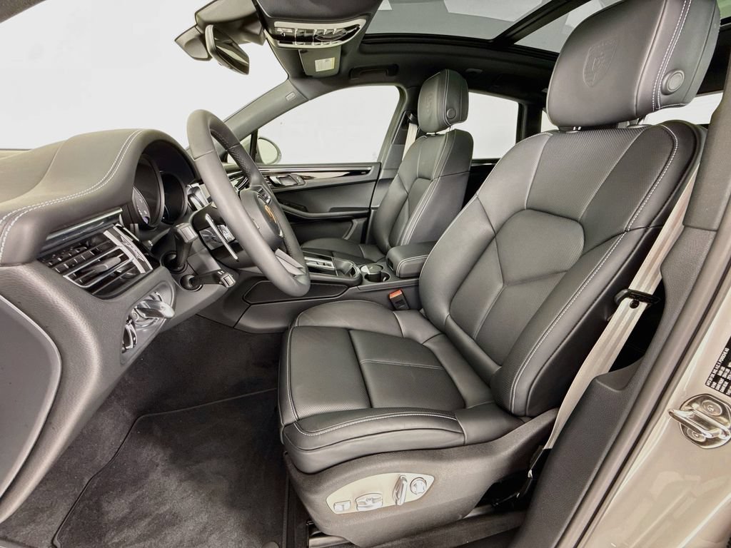 New 2026 Porsche Macan S AWD/4WD image 5