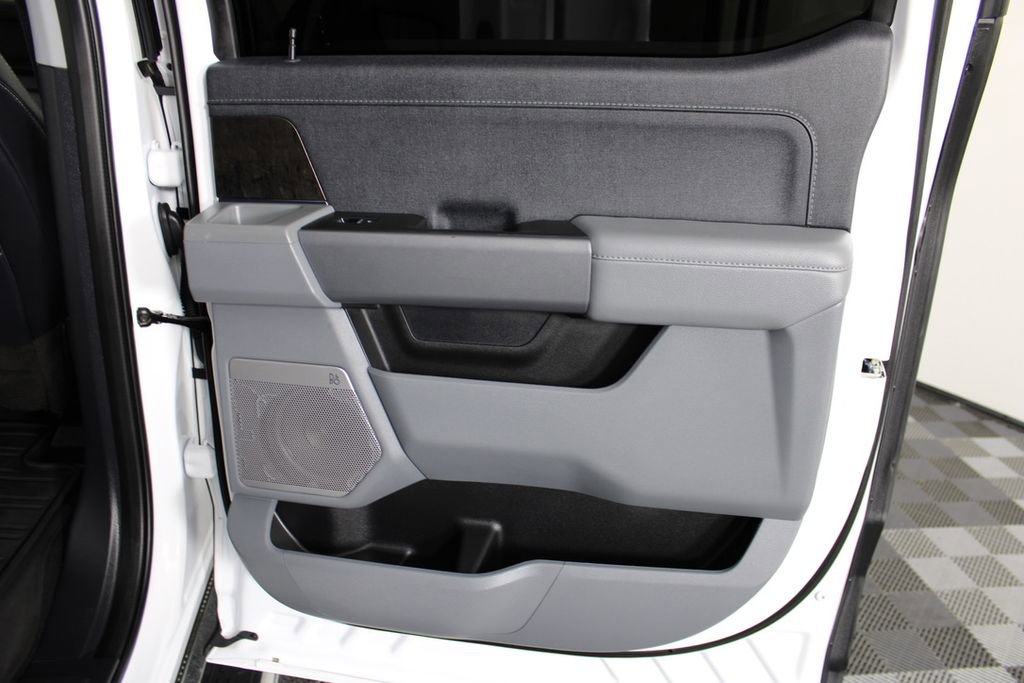 Used 2023 Ford F150 Lariat w/ Trailer Tow Package image 32