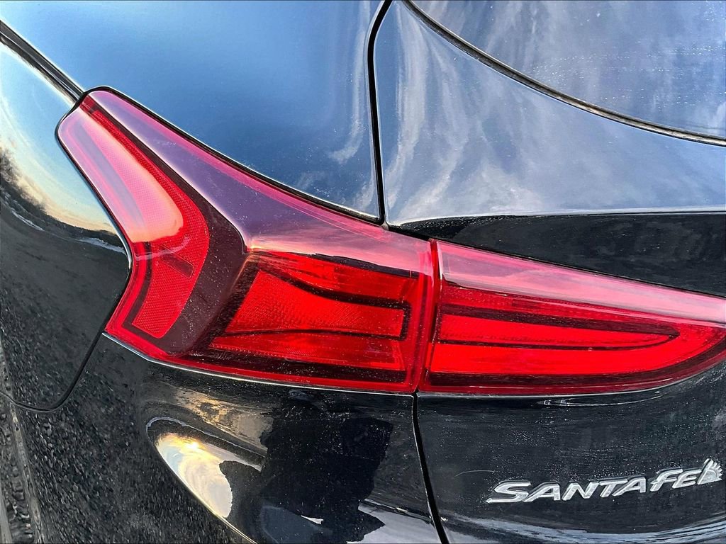 Used 2019 Hyundai Santa Fe SEL w/ Cargo Package image 25