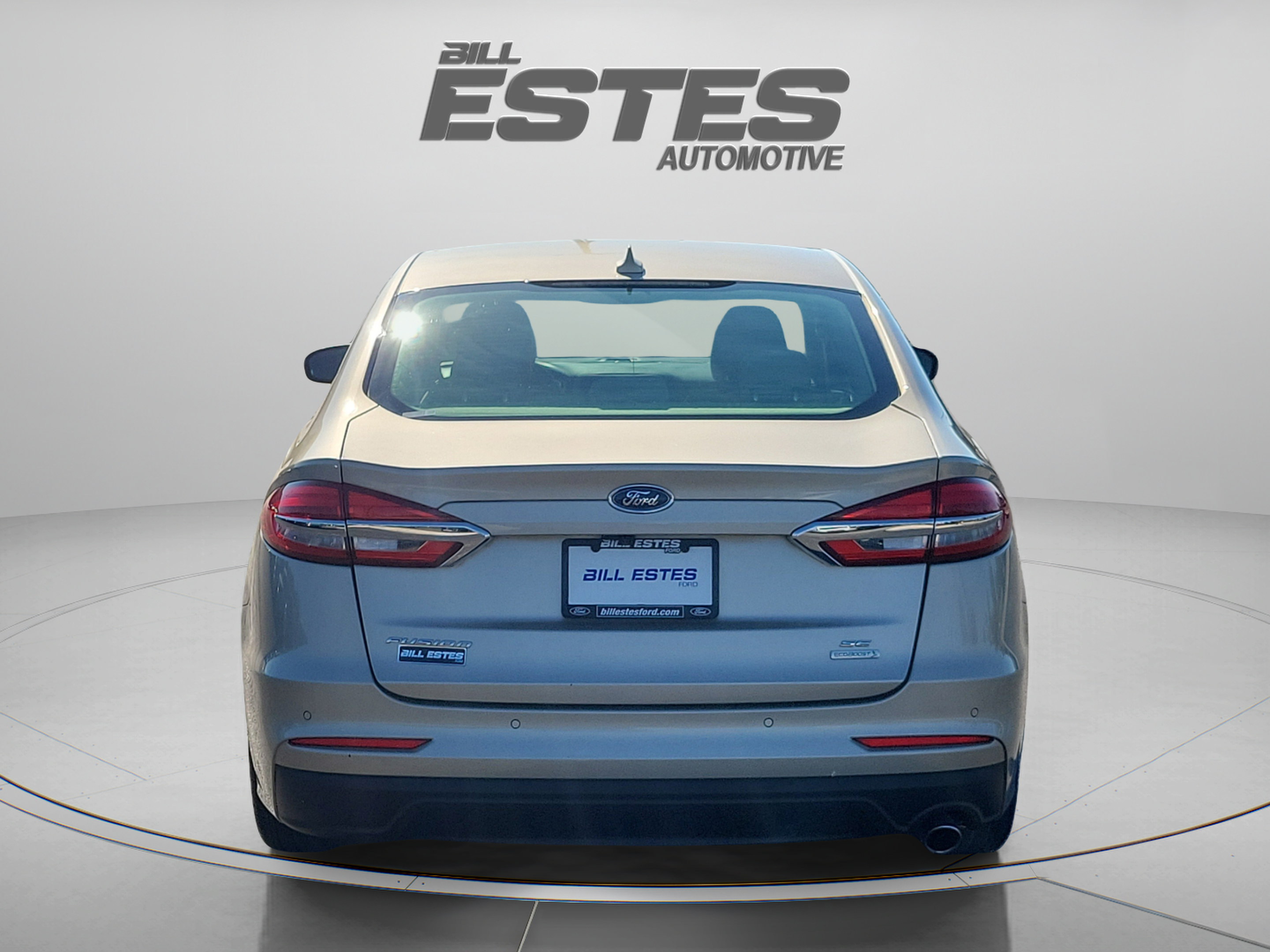Used 2019 Ford Fusion SE FWD image 3