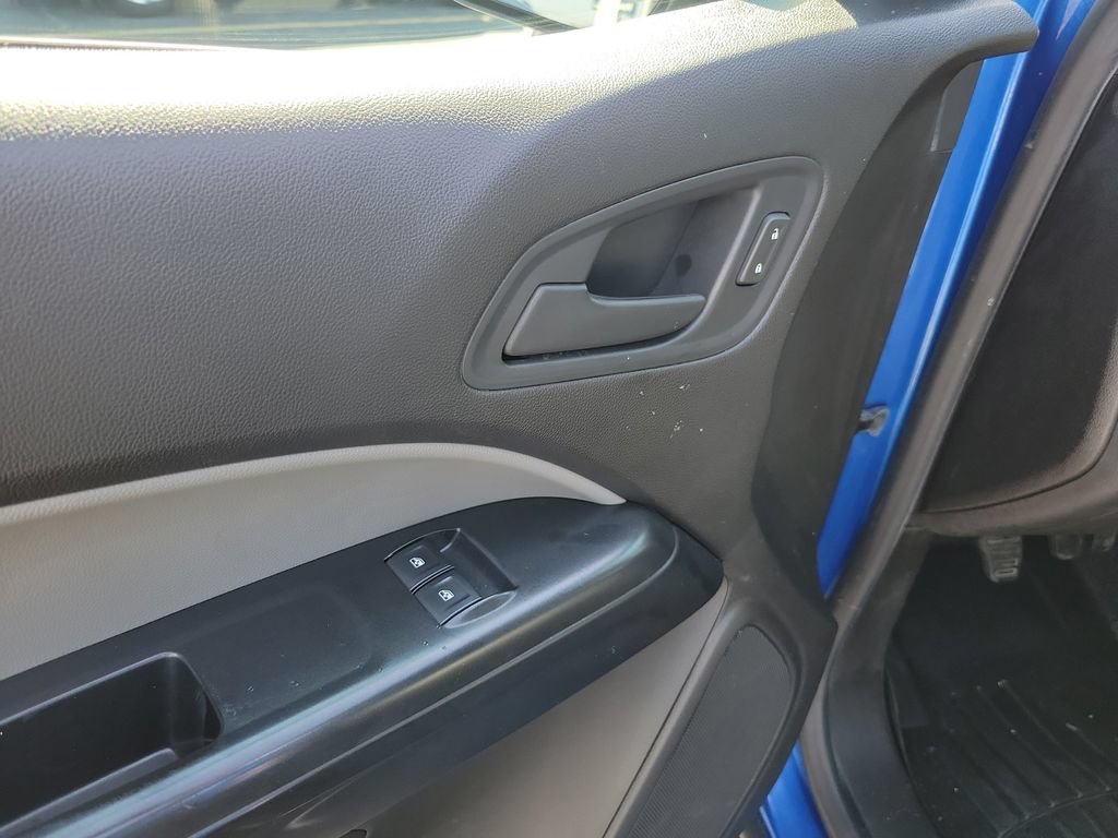 Used 2018 Chevrolet Colorado 2WD Extended Cab image 24