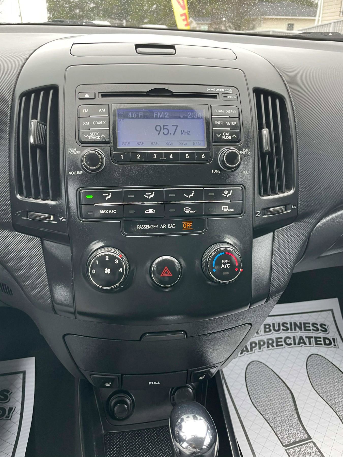 Used 2009 Hyundai Elantra w/ Premium-Sport Pkg 2 image 10