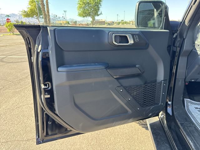 New 2024 Ford Bronco Outer Banks w/ Sasquatch Package AWD/4WD image 9