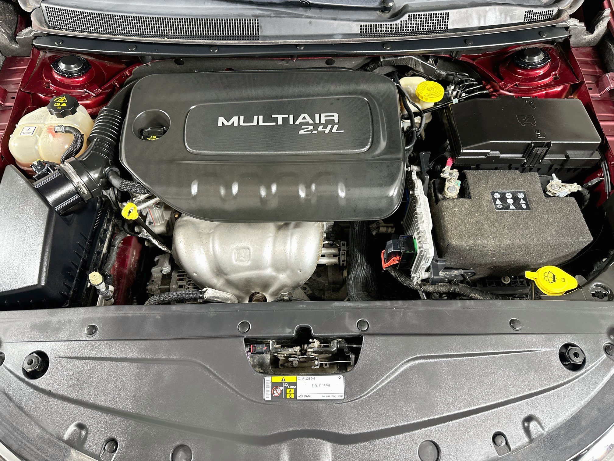 Used 2015 Chrysler 200 Limited w/ Convenience Group FWD image 27