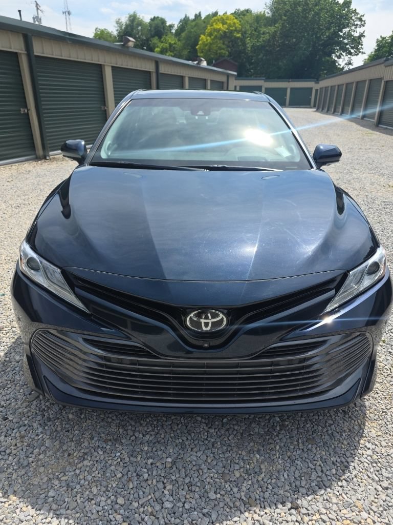 Certified 2018 Toyota Camry XLE w/ Audio Package FWD image 10