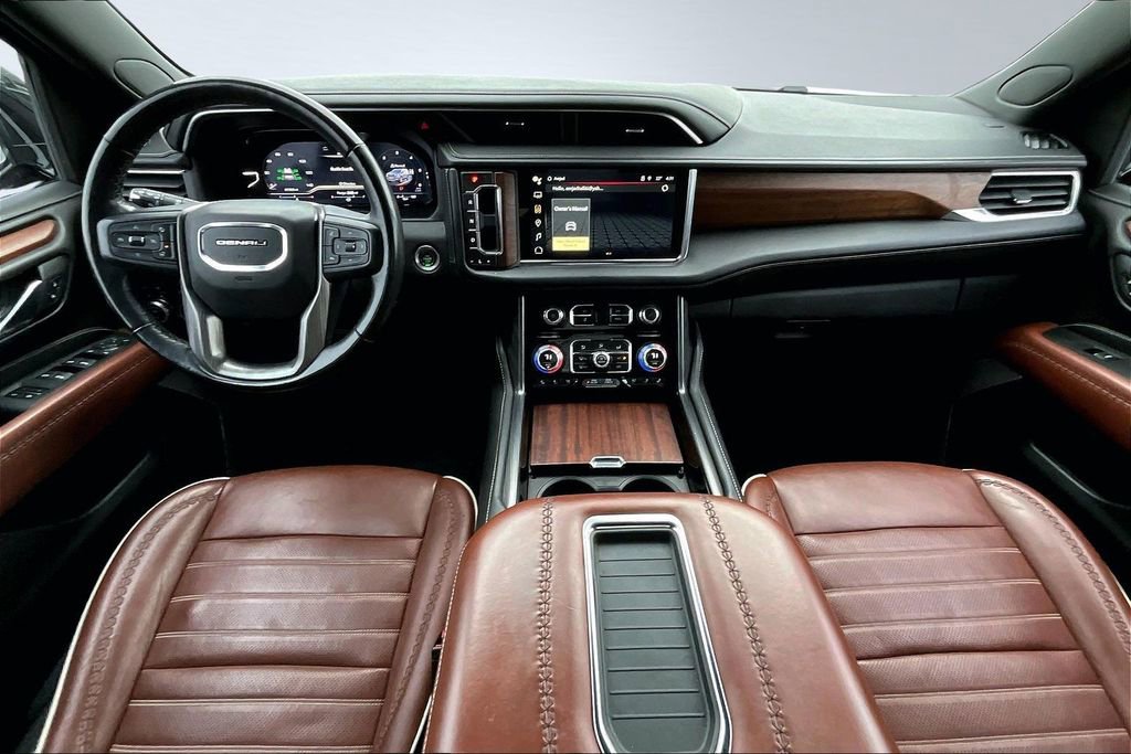 Used 2023 GMC Yukon XL Denali Ultimate image 16