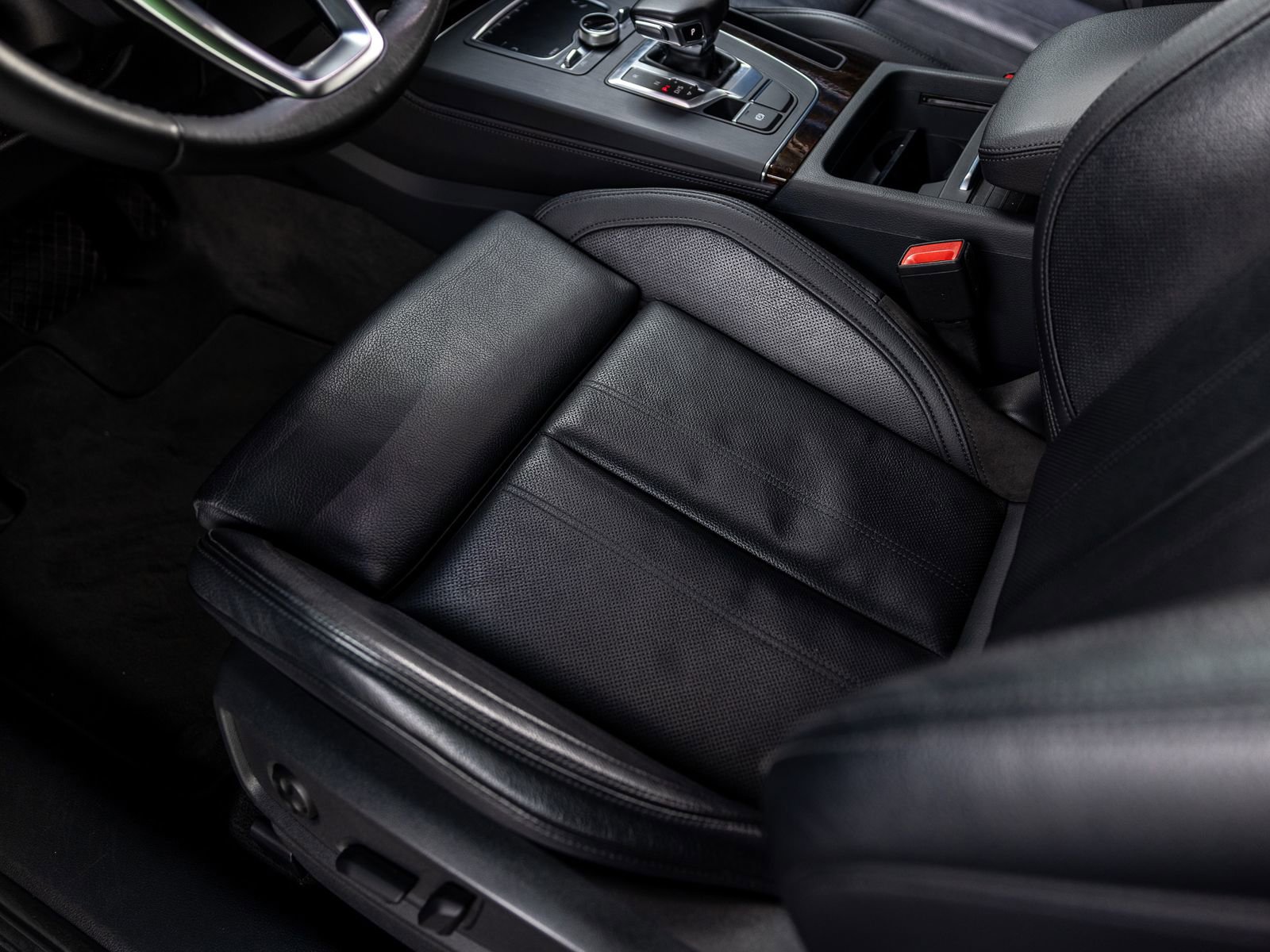 Used 2019 Audi Q5 2.0T Premium Plus w/ Premium Plus Package image 42