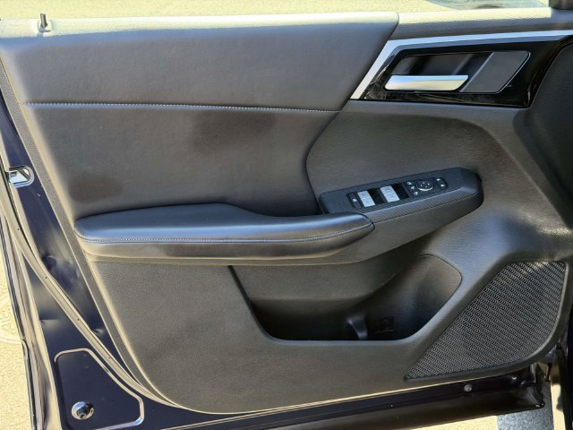 Used 2023 Mitsubishi Outlander SE AWD/4WD image 15