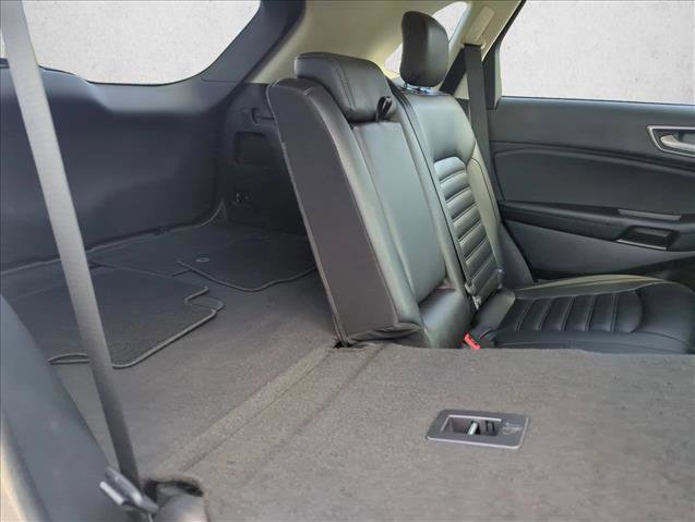Used 2020 Ford Edge SEL w/ Convenience Package FWD image 24
